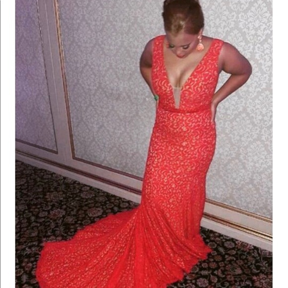 JOVANI PROM DRESS - Picture 4 of 5